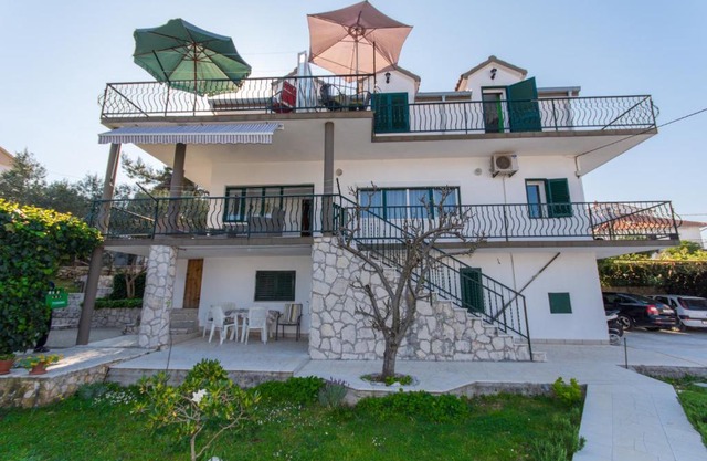 Apartment Slatine 1126a in Trogir