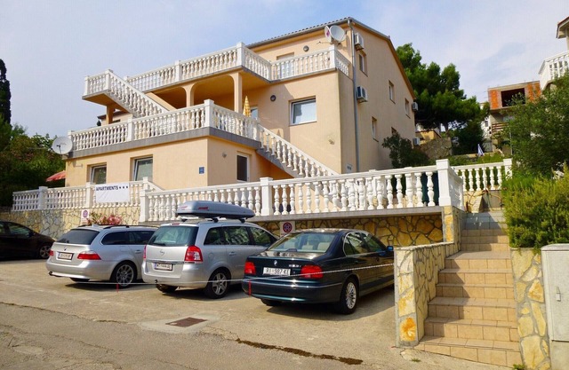 Apartments Mauro 