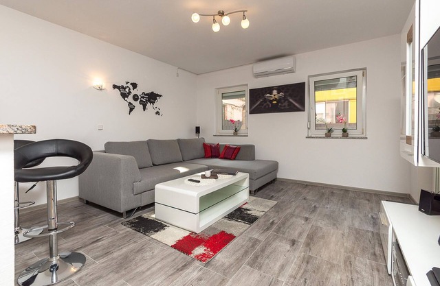 Gorgeous apartment in Pula with WiFi in Pula