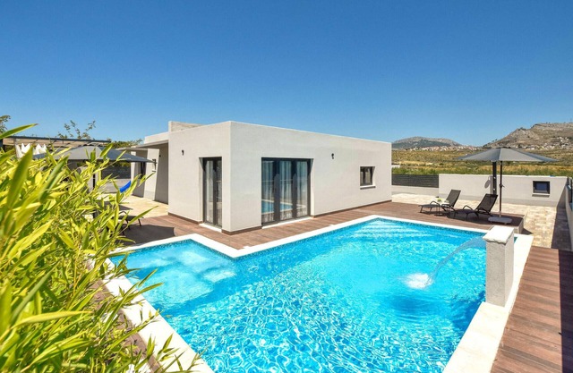 Accommodation 