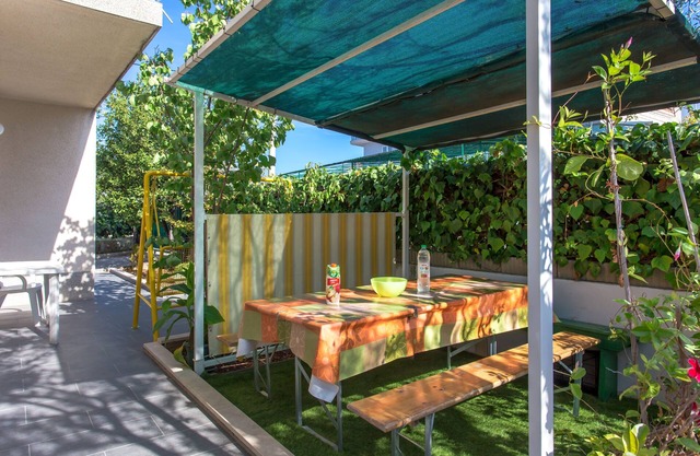 Terrace Sea Vranjica Trogir 