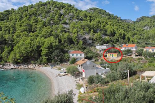 Secluded fisherman's cottage Cove Skozanje, Hvar - 18887 in Gdinj