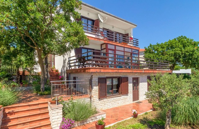 Stunning apartment in Novi Vinodolski