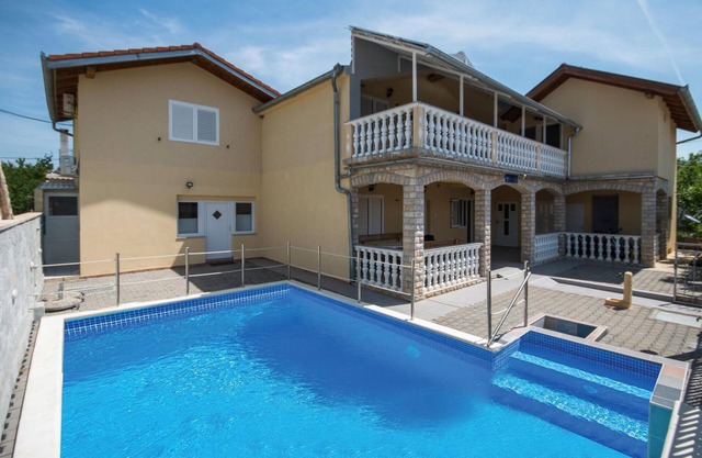 Stunning apartment in Kakma with WiFi