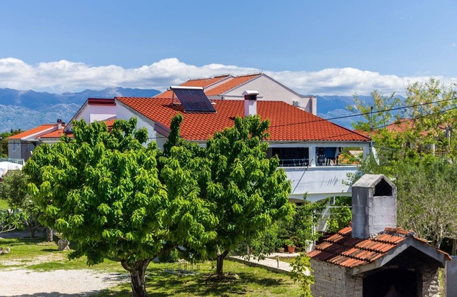 Three bedroom apartment with terrace Nin, Zadar (A-10414-a)