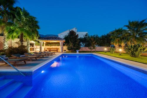 Villa Antura 