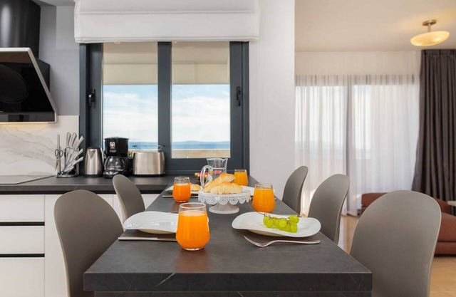 Villa Four Brothers - Luxury Penthouse Suite With Jacuzzi