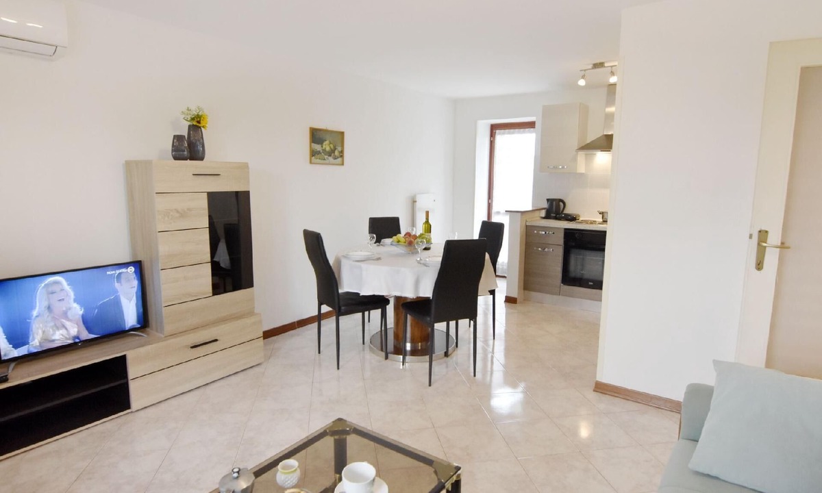 Babici Apartment | Apartment in Babići with Free Parking