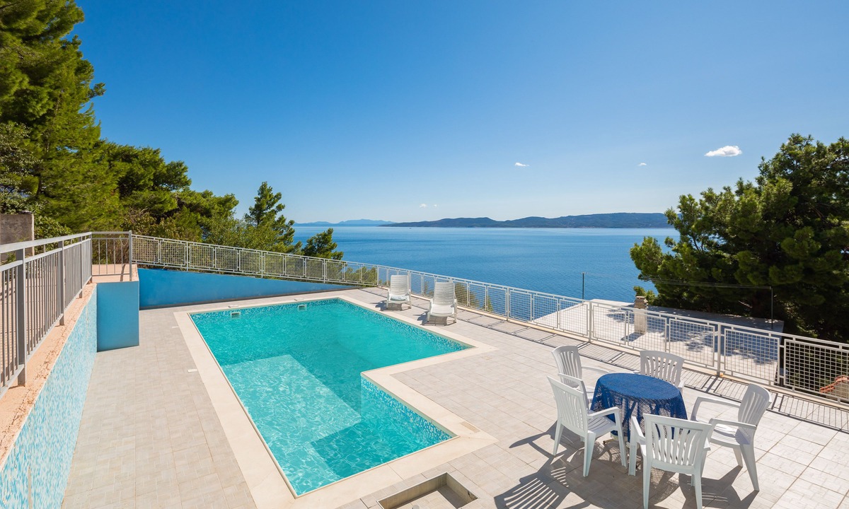 Marusici Apartment | Seaside Apartments Ivana