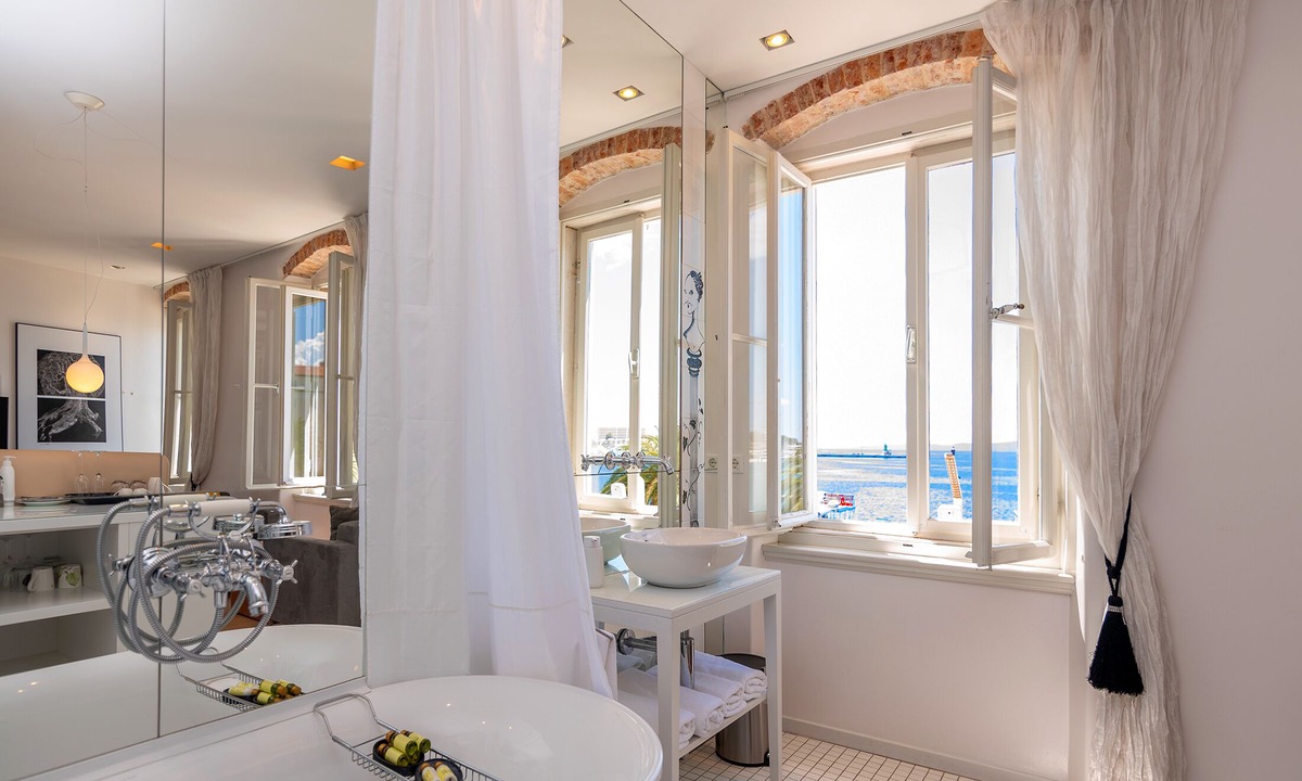 Old Town House | Riva Luxury Suites