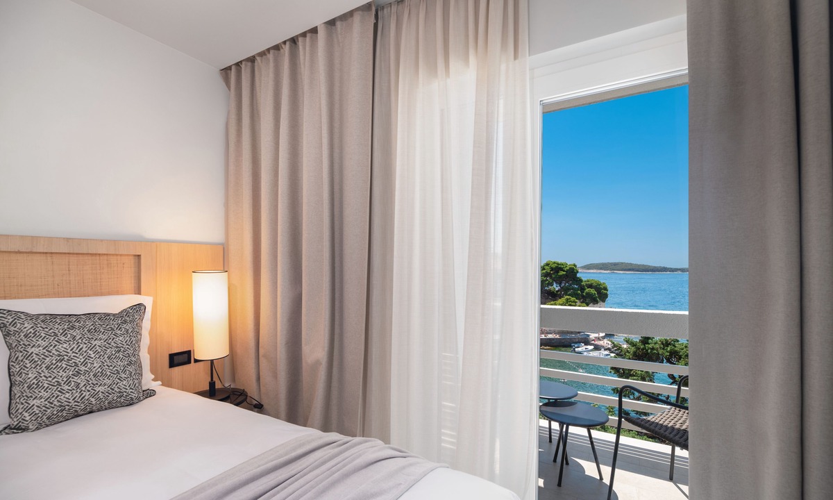 Hvar Old Town Hotel | Beach Bay Hvar Hotel