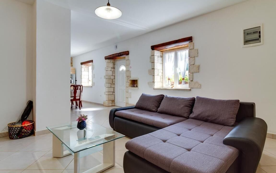 Svetvincenat House | House Furlani with lovely garden and private Pool