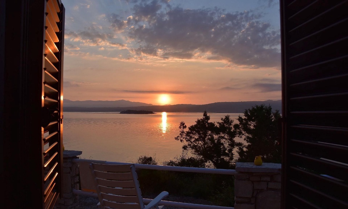 Cove Makarac (Milna) House | Seafront house Šolta