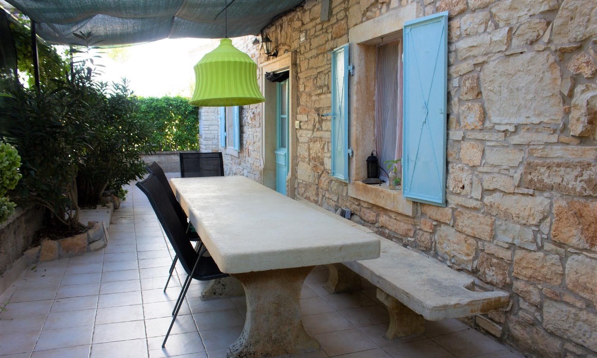 Muntic Apartment | holiday flat "Eti and Mia" with swimming pool