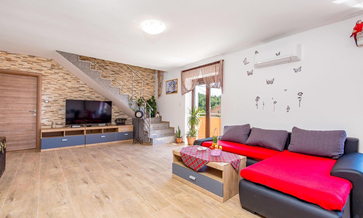 Viskovo Apartment | Awesome apartment in Viskovo with WiFi