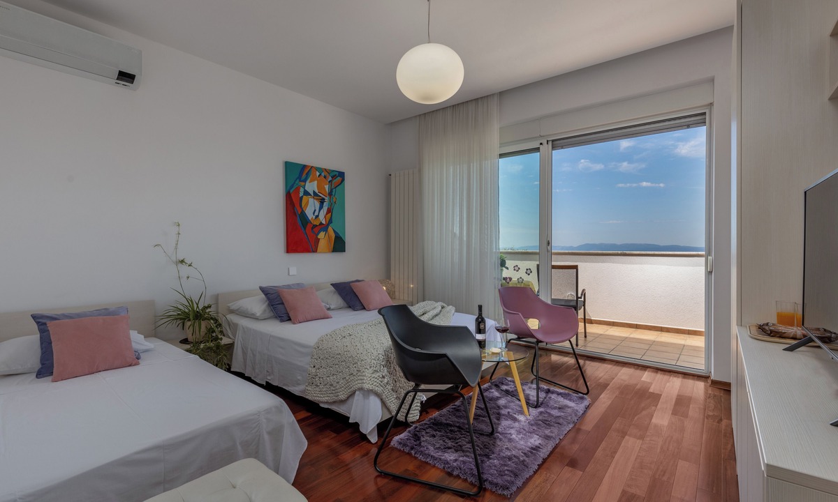 Buzdohanj Apartment | Terra Magica Deluxe Apartment OR Room with Private Parking, Terrace and Sea View
