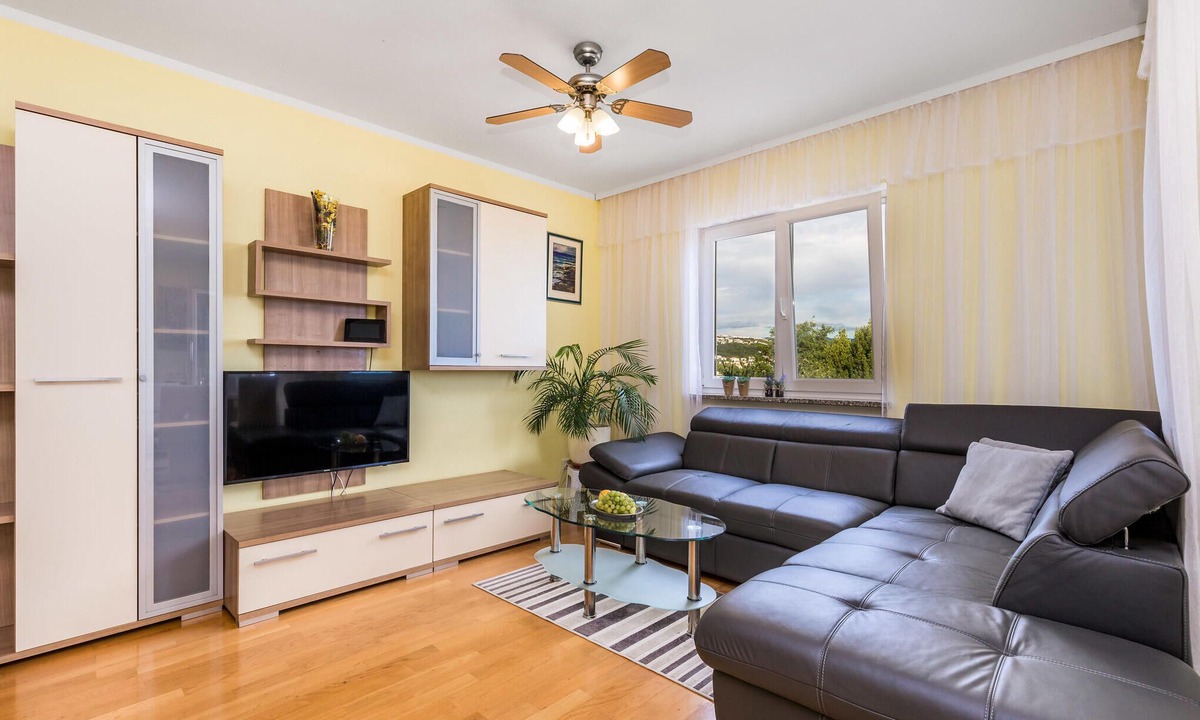 Volosko Apartment | Gorgeous apartment in Volosko with WiFi
