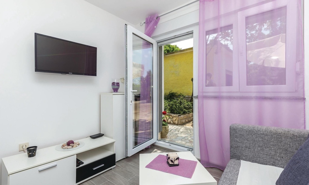 Smrika Apartment | 2 bedroom lovely apartment in Smrika