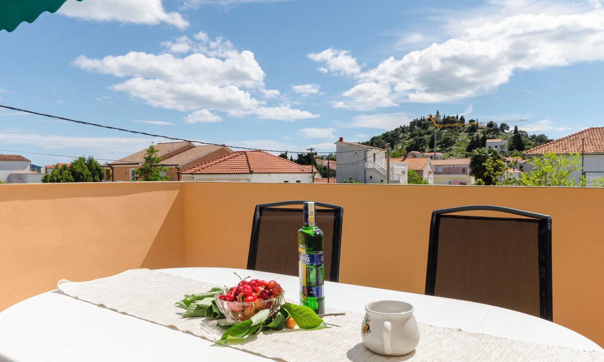 Tribunj Apartment | Apartments Mila II