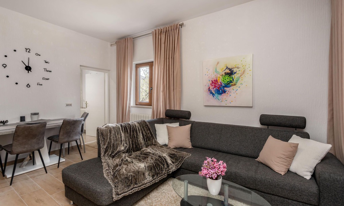 Opric Apartment | 2 bedroom pet friendly apartment in Lovran