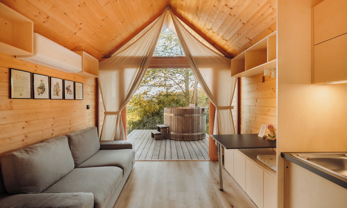 Trzic Cabin | Glamping Mountain Fairy Tale
