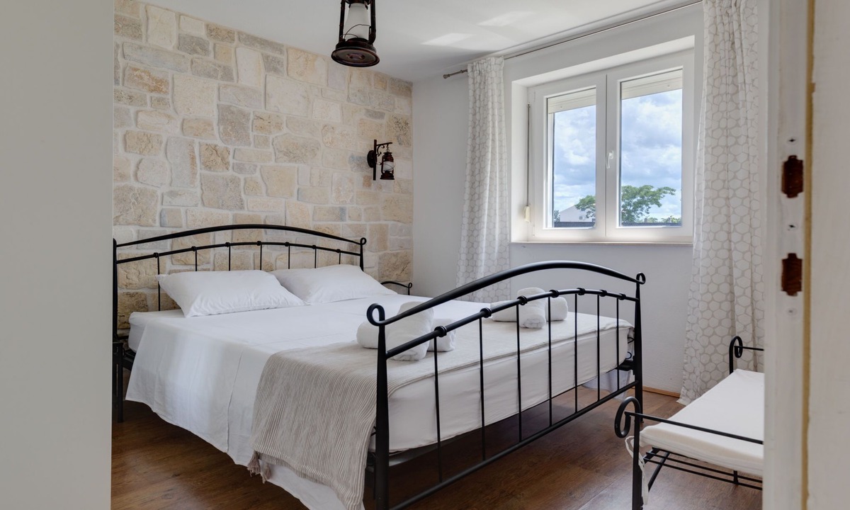 Gornji Zemunik House | Josip & Mia by Interhome