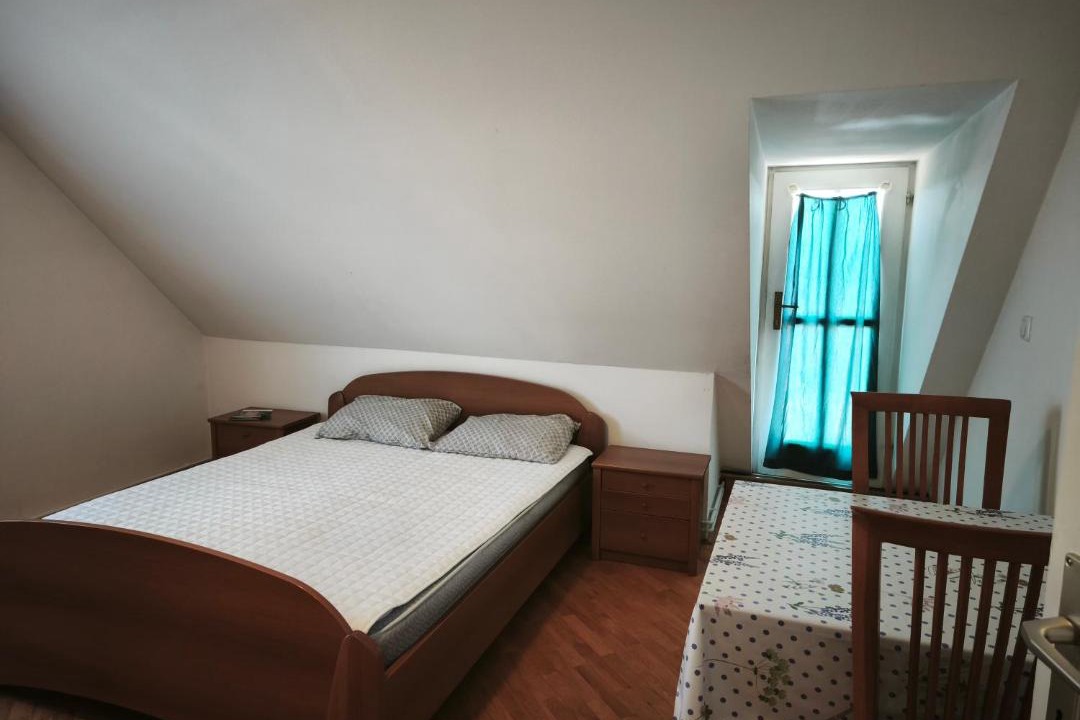 Tisina House | Beli oblaki