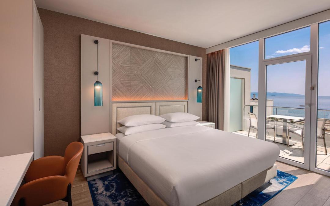 Rubesi Hotel | Hilton Rijeka Costabella Beach Resort And Spa