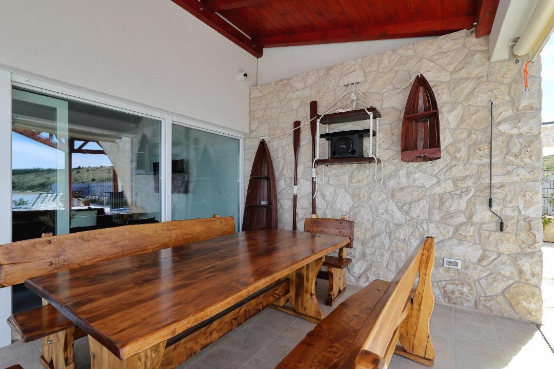 Ljubac Villa | Villa Maritime - Exklusive Strandvilla mit beheiztem Pool, Grillhütte & Meerblick bei Zadar
