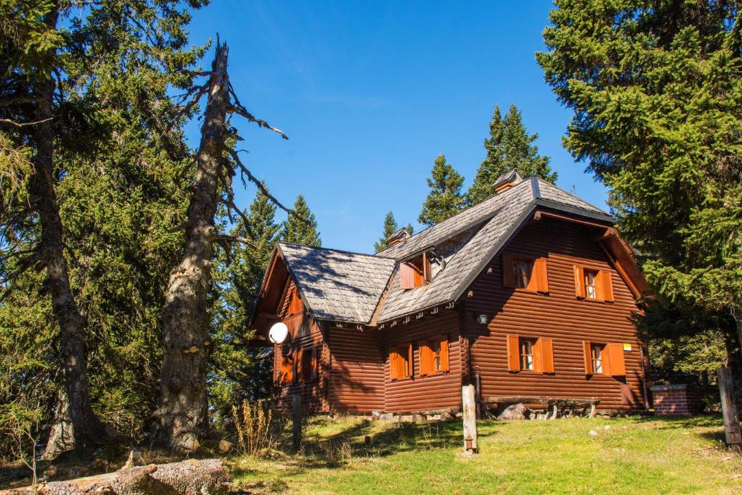 Ambroz pod Krvavcem Apartment | Apartmajska hiša Muštrinka