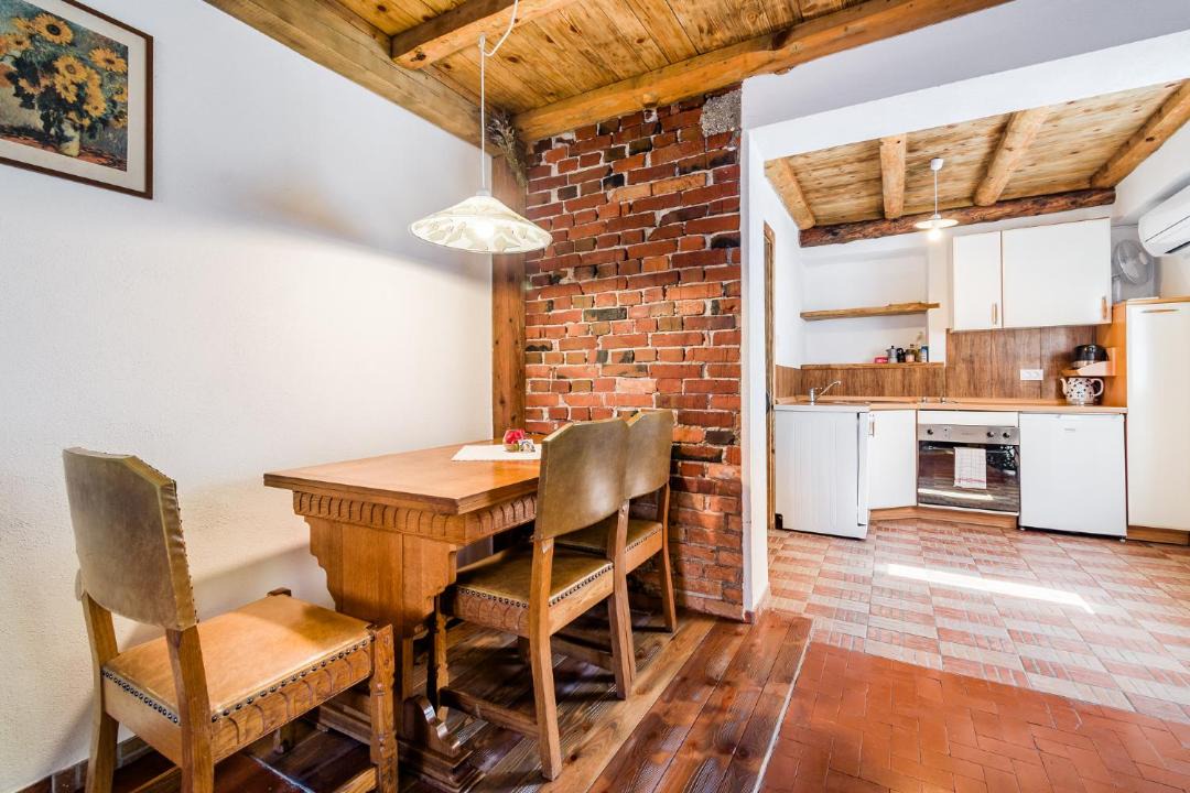 Kambresko House | Farmhouse Cvetje