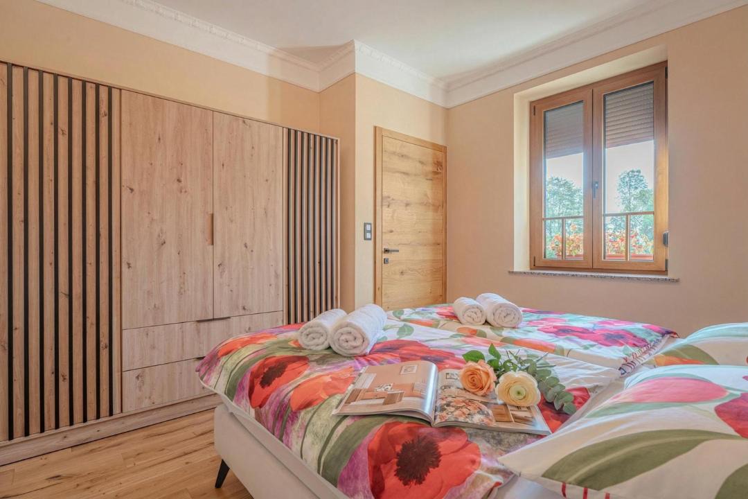 Beltinci Apartment | Vila Trate with Shared Pool and Garden