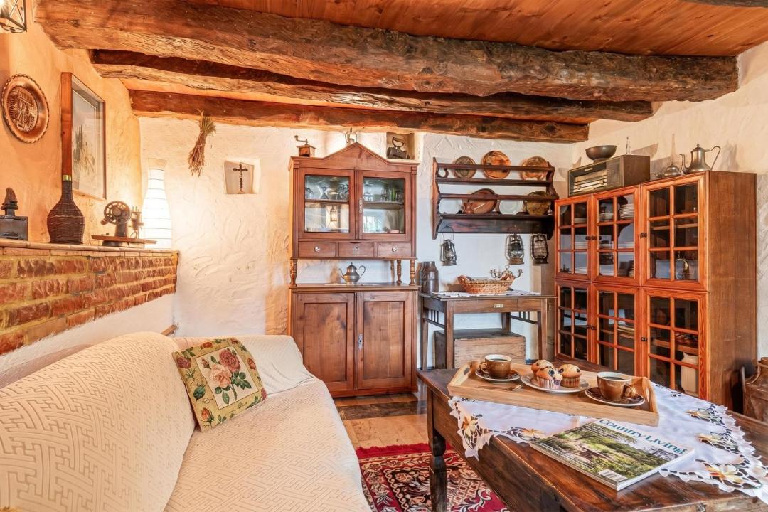 Kras House | Luin Country House near Štanjel - Happy Rentals