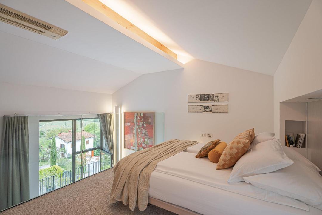 Brda Villa | Alma Vista Luxury - Pool, Spa, Art & Wine