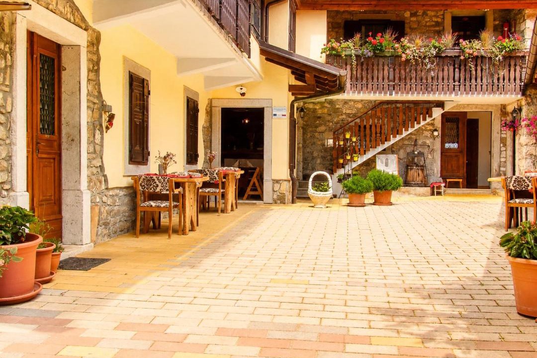 Rodik House | Turistična kmetija pri Friščevih