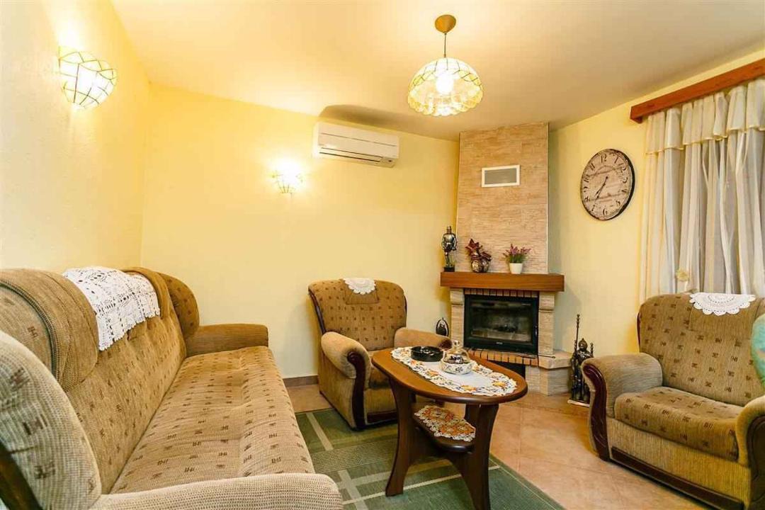 Drivenik Villa | Holiday home in Drivenik 39096