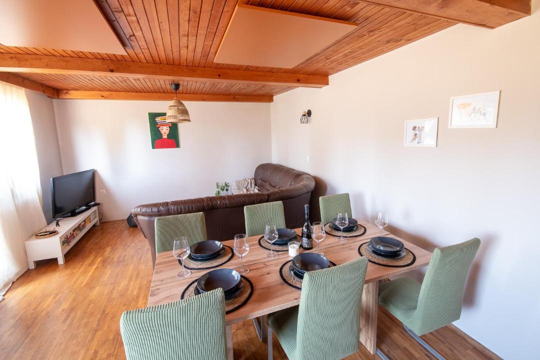 Hrastnik House | Kopitnik cosy cabin