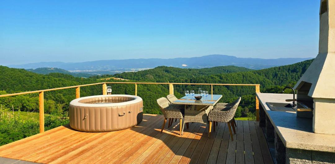 Bostanj House | Vineyard cottage Pri mali luži