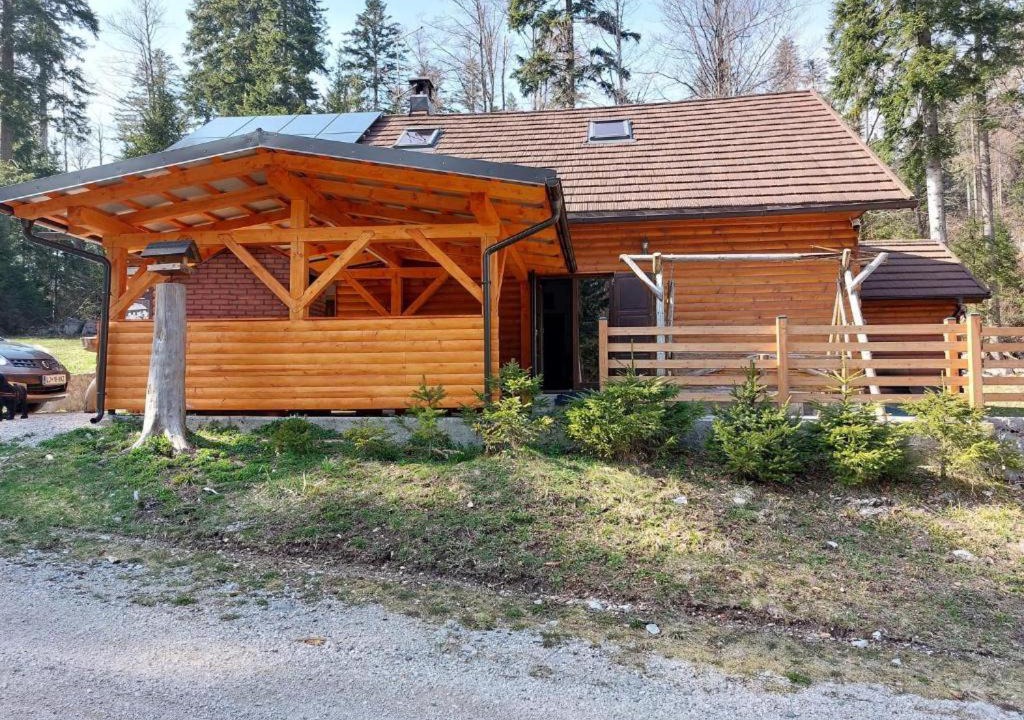 Predjama Ski Chalet | Karstwood Forest Retreat