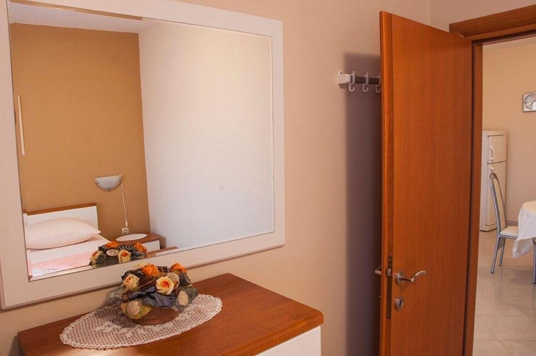 Novalja Apartment | Apartments KarolinaS