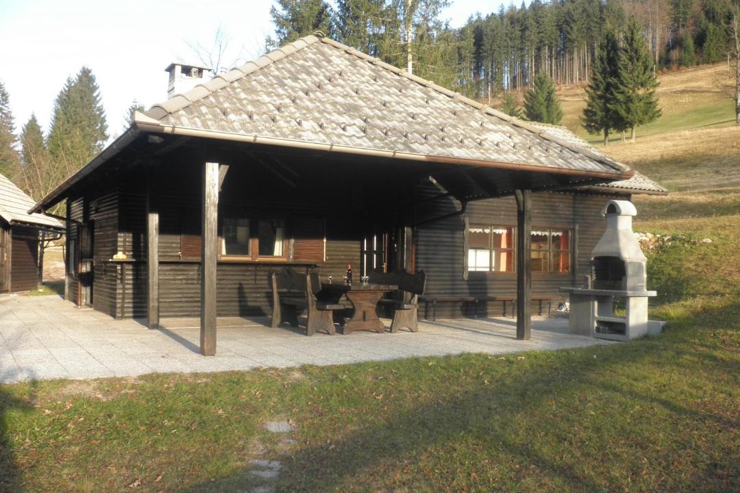 Zgornja Sorica Ski Chalet | Holiday Home Čumar