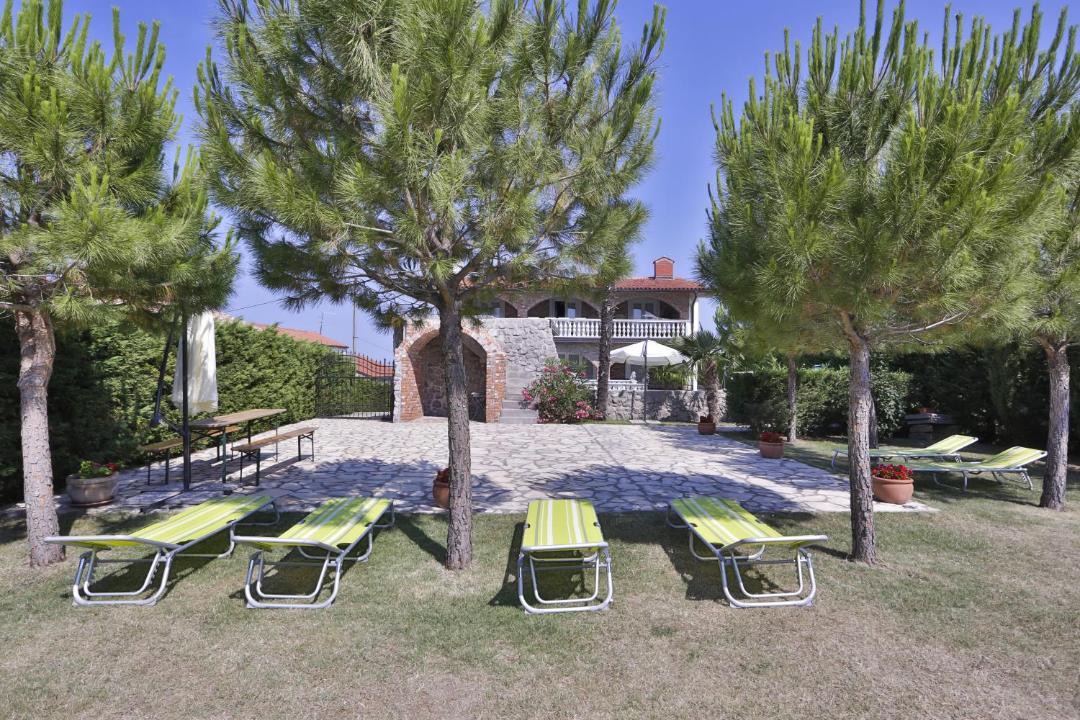 Marezige Bed & Breakfast | Casa Oasa Boutique rooms Pool near Koper