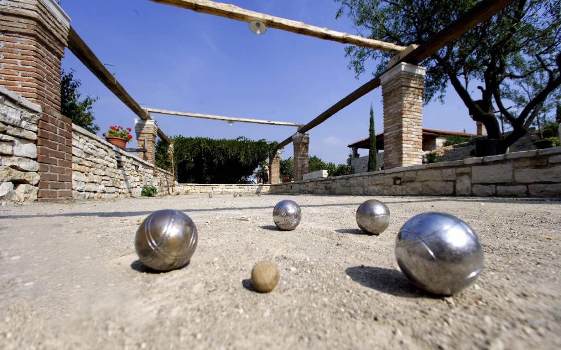 Photo of Others in Stifanici