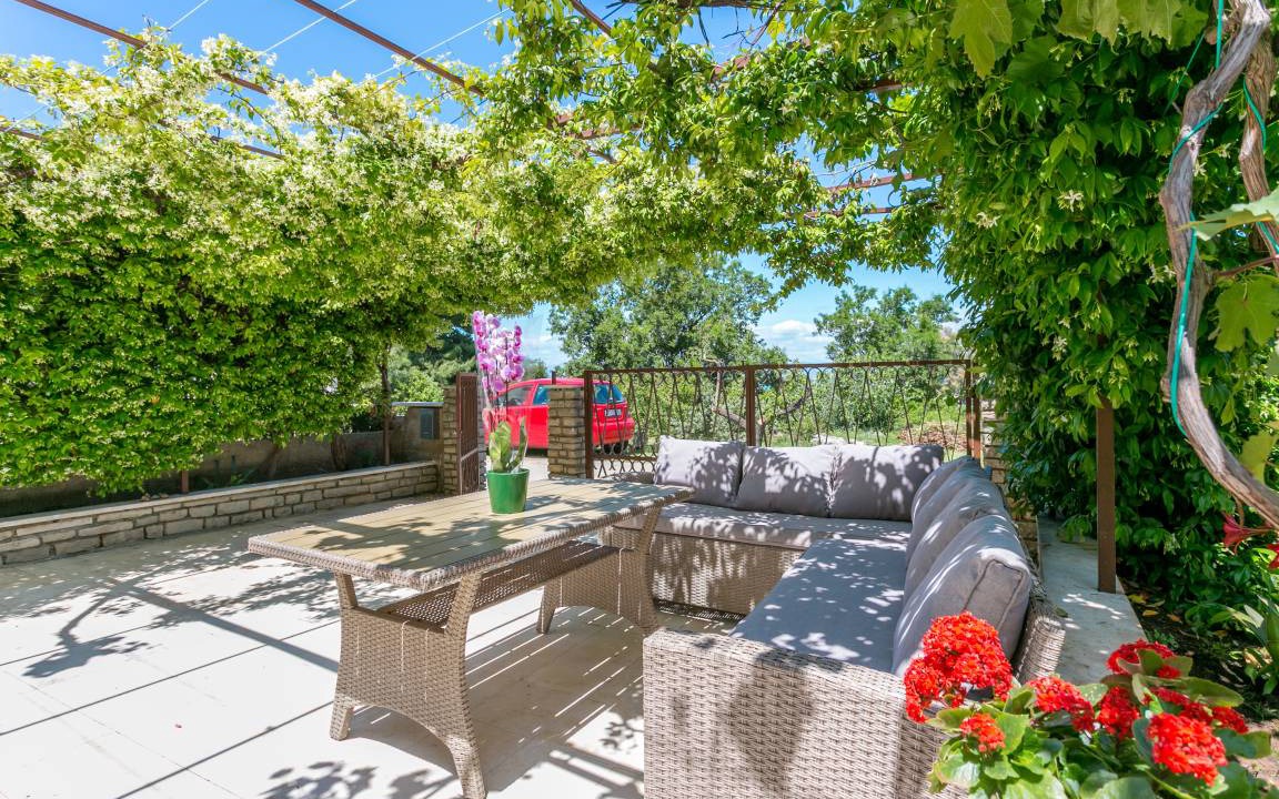 Photo of Patio Balcony in Mirce