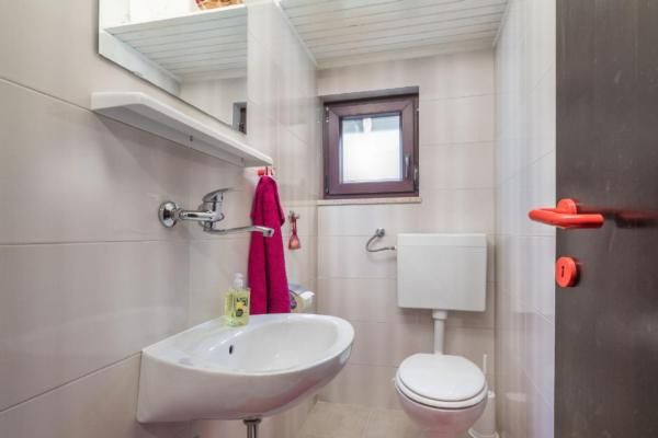 Photo of Bathroom in Fuskulin
