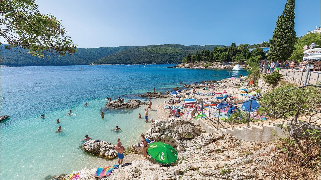 Photo of Outdoor in Ravni