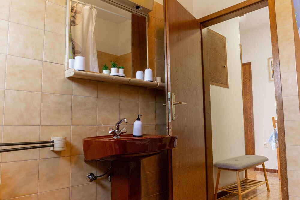 Photo of Bathroom in Rubesi