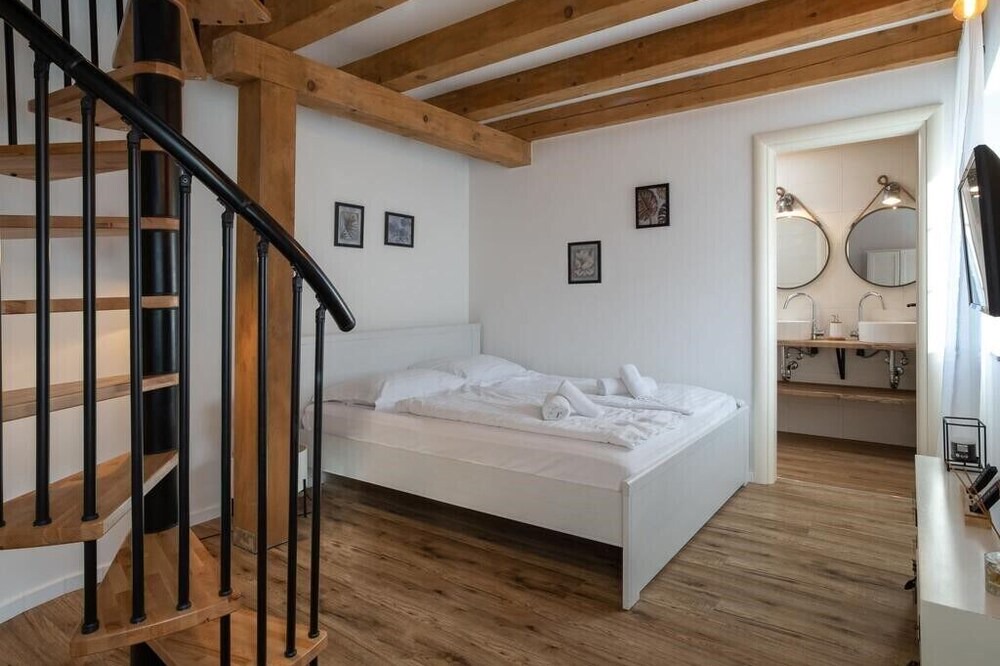 Photo of Bedroom in Drivenik