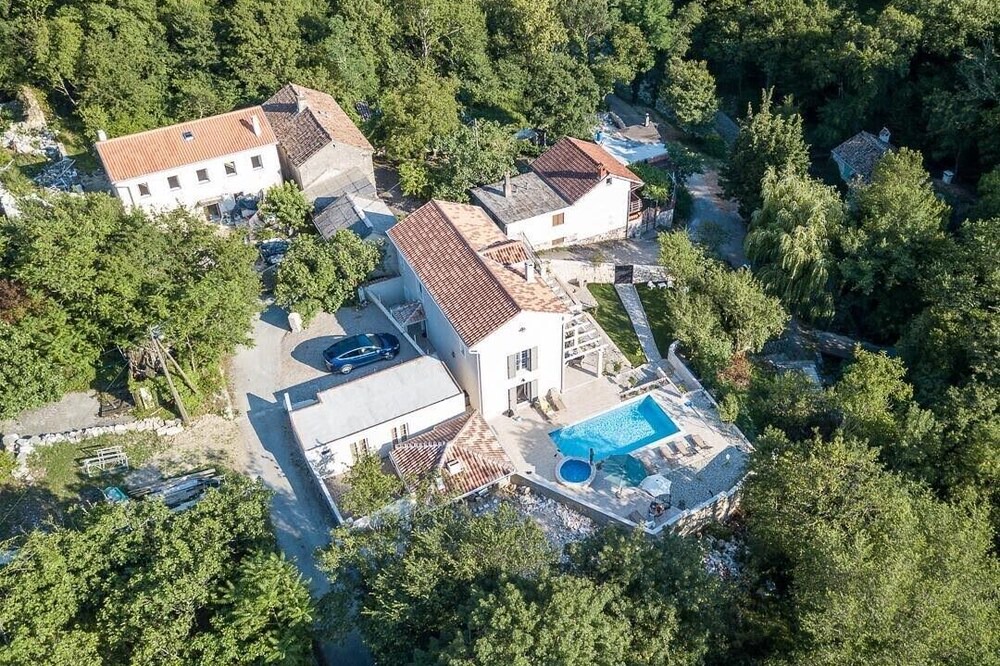 Photo of Outdoor in Drivenik