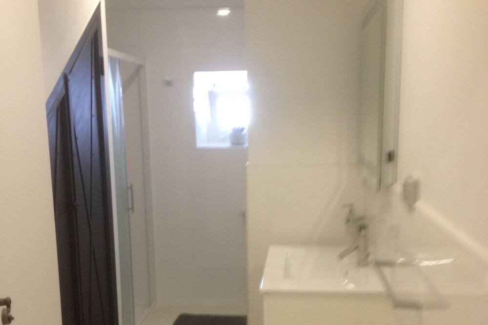 Photo of Bathroom in Fuskulin